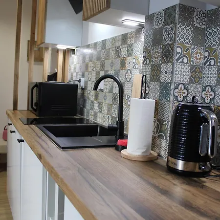 Izzy Apartament *